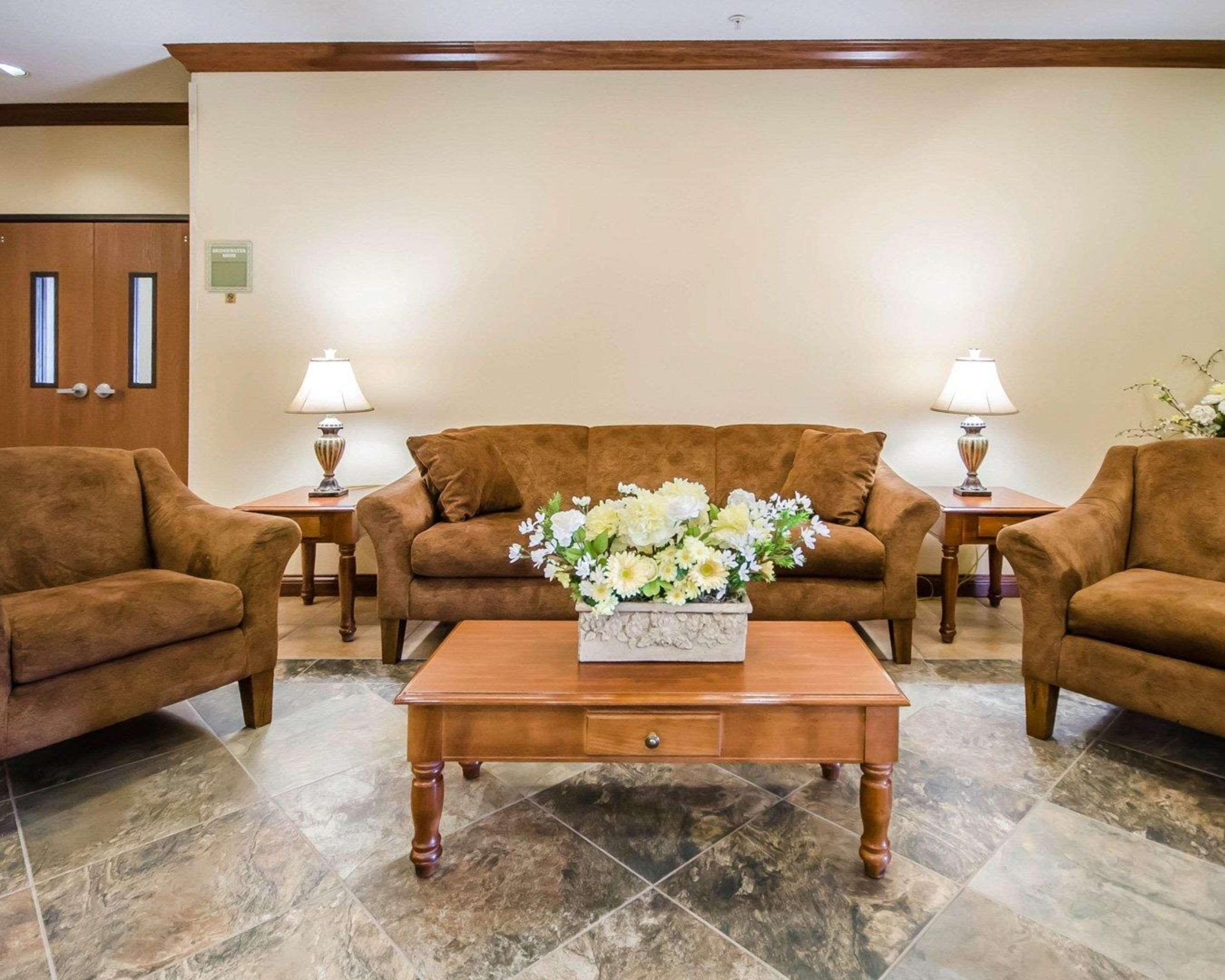 Quality Inn & Suites Rockport-Owensboro North Gold Award Winner Buitenkant foto