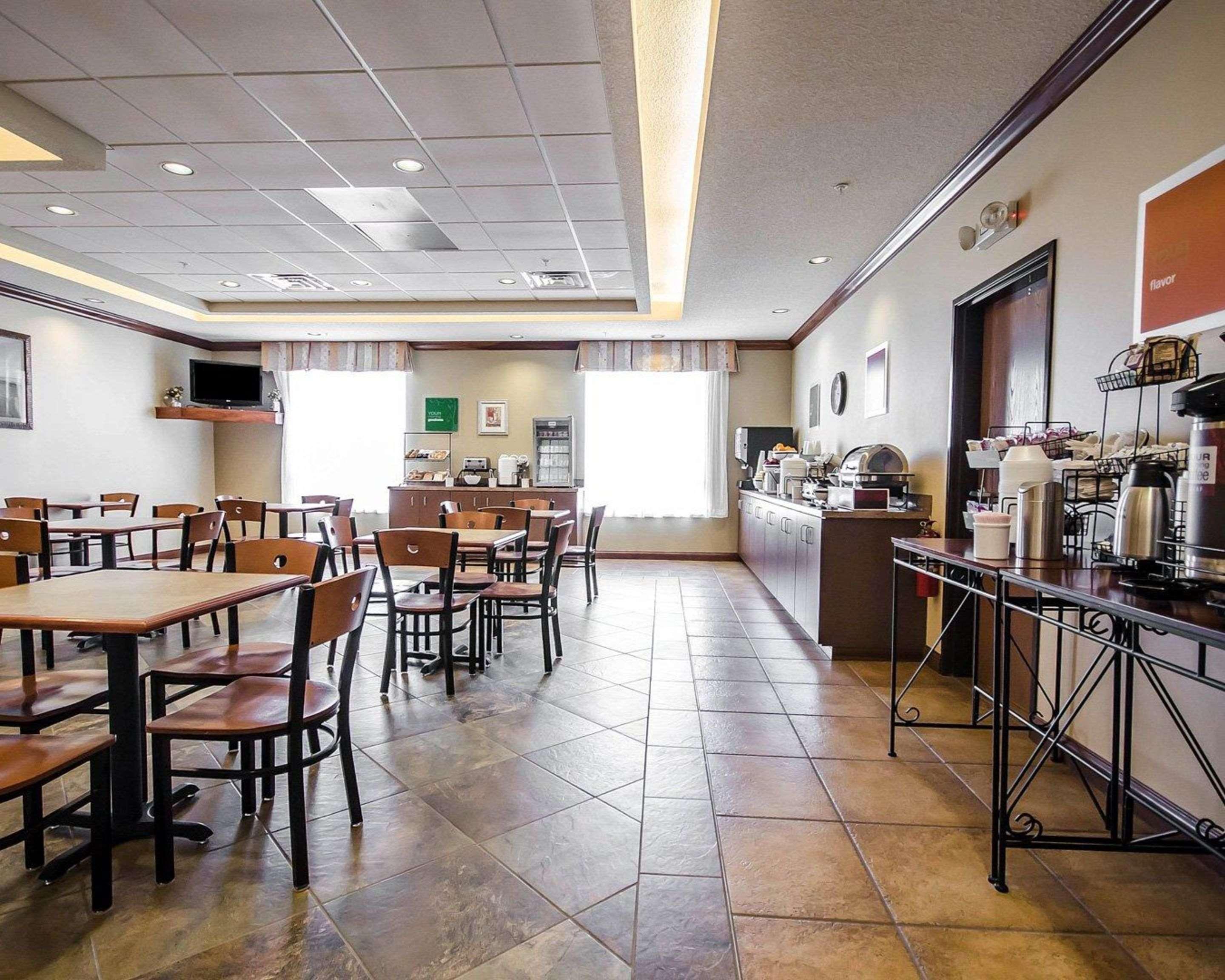 Quality Inn & Suites Rockport-Owensboro North Gold Award Winner Buitenkant foto