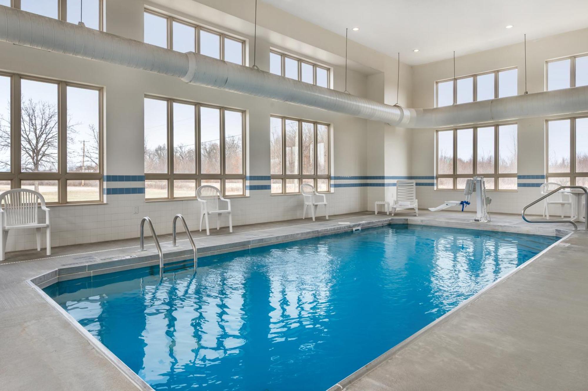 Quality Inn & Suites Rockport-Owensboro North Gold Award Winner Buitenkant foto